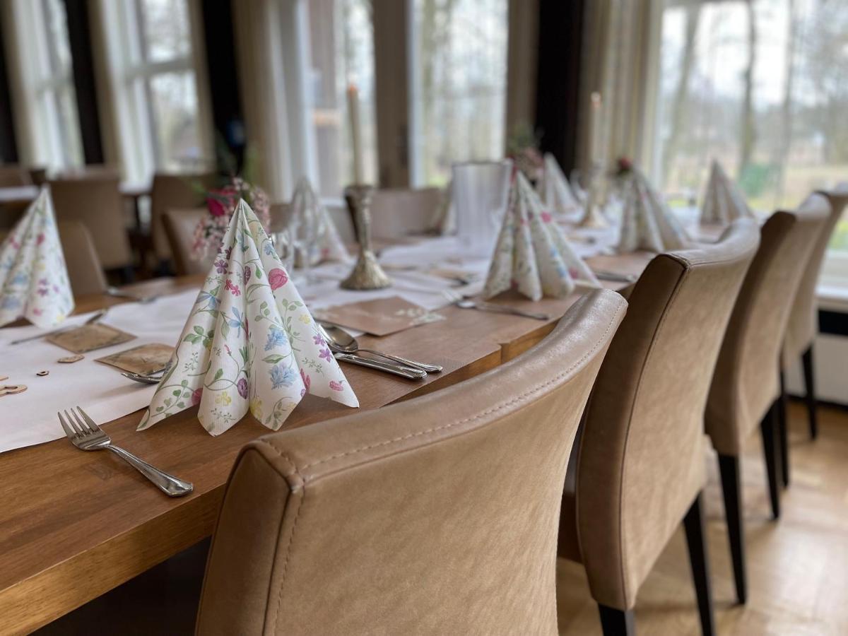 Landhotel Gutshof Im Oertzetal In Oldendorf, Suedheide Хермансбург Екстериор снимка
