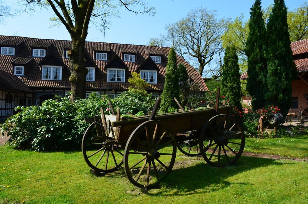 Landhotel Gutshof Im Oertzetal In Oldendorf, Suedheide Хермансбург Екстериор снимка