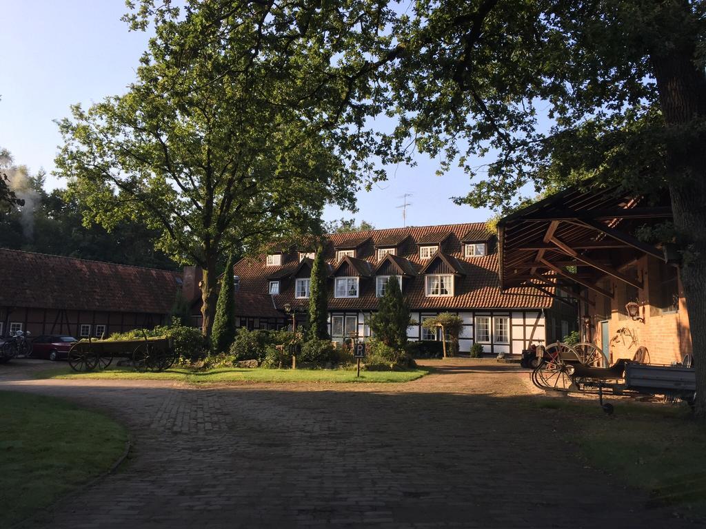Landhotel Gutshof Im Oertzetal In Oldendorf, Suedheide Хермансбург Екстериор снимка