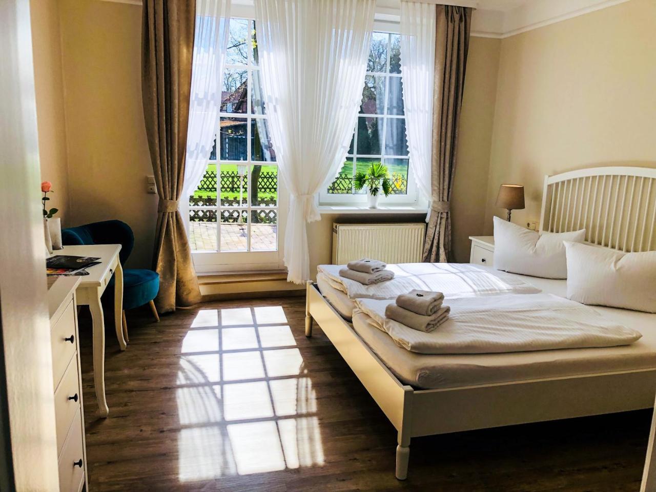 Landhotel Gutshof Im Oertzetal In Oldendorf, Suedheide Хермансбург Екстериор снимка