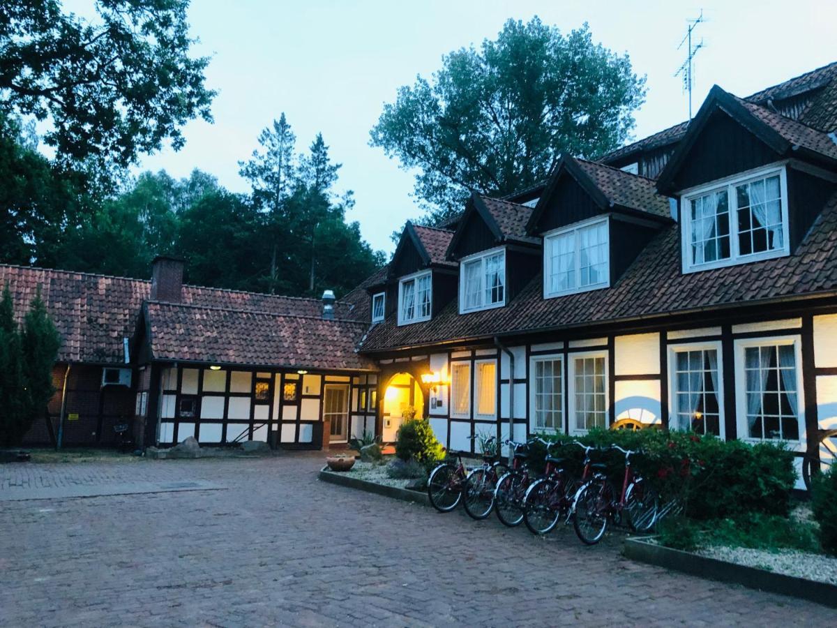 Landhotel Gutshof Im Oertzetal In Oldendorf, Suedheide Хермансбург Екстериор снимка